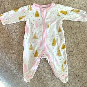 MudPie Christmas PJs - Size 0-3 Months - Gently Used